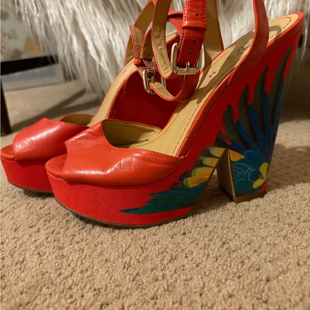 Nine West Red Wedge Heels with Bold Geometric Design